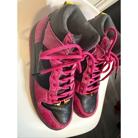 Nike Men's Dunk High SB Run The Jewels Sneaker Shoes Black Pink Size 6.5 - Picture 1 of 7